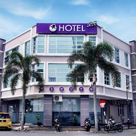 Iris Hotel Kajang Exterior foto